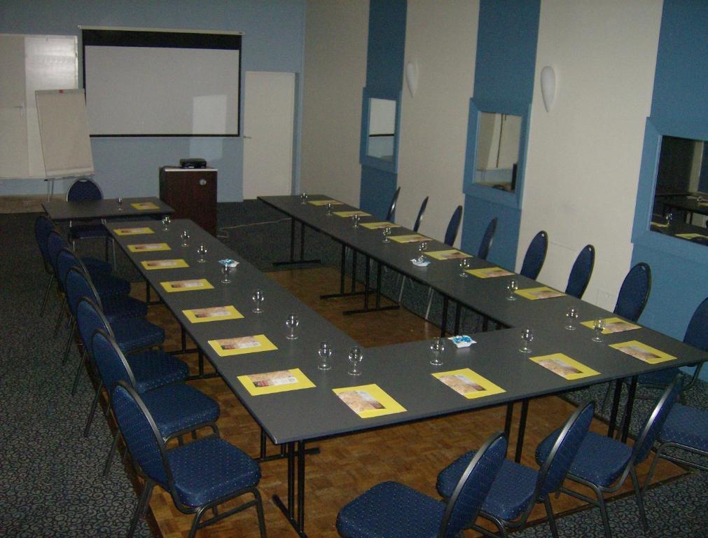 Hotel Restaurant Du Parc De La Colombiere 3*